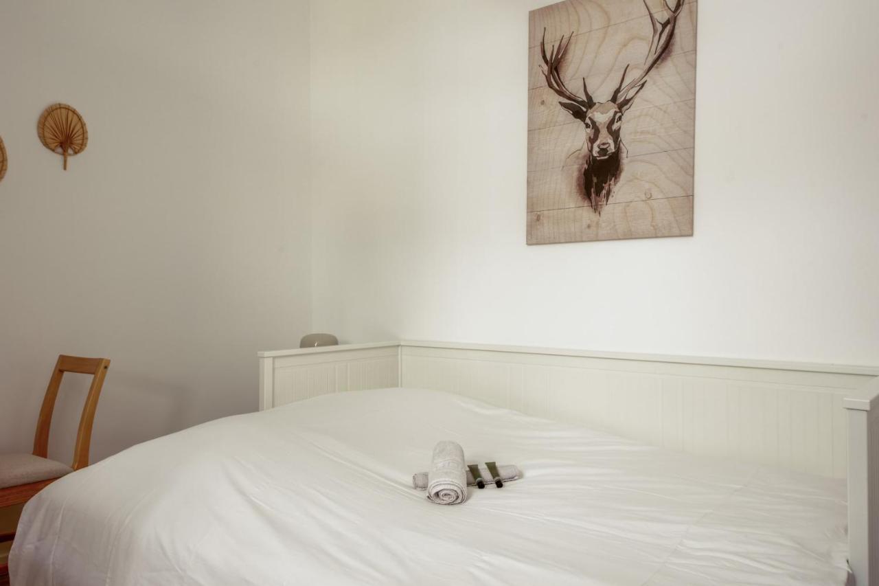 Studio Du Trousseau - Welkeys Paris Exterior foto